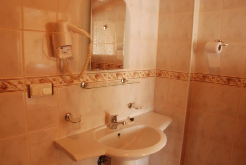 Hotel Doenmez Dalyan Exterior photo